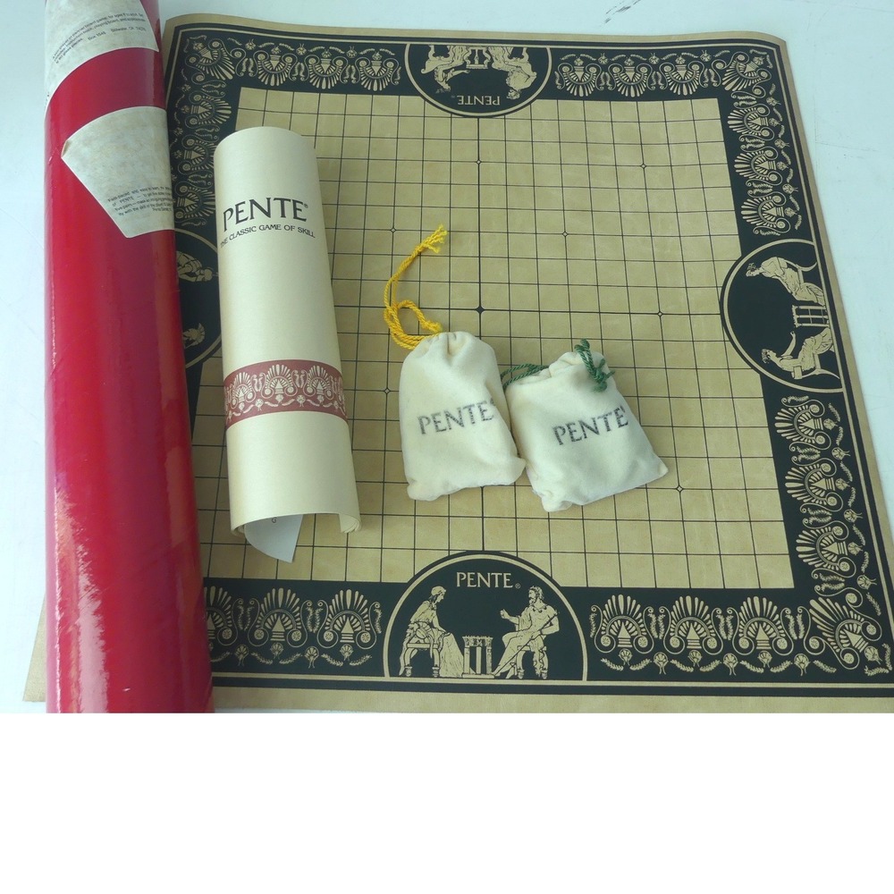 Vintage Pente Strategy Board Game 4th Edition 1981 Roll Up Mat Red Tube Complete